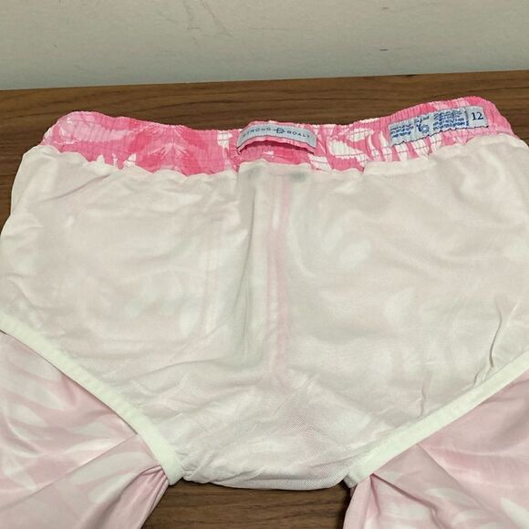 Strong Boat Classic Boys Swim Trunks in White/Pink Frond Print. Size 12. - Picture 7 of 9